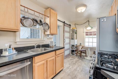 802 E Hedrick Dr, Tucson, AZ 85719 photo 11