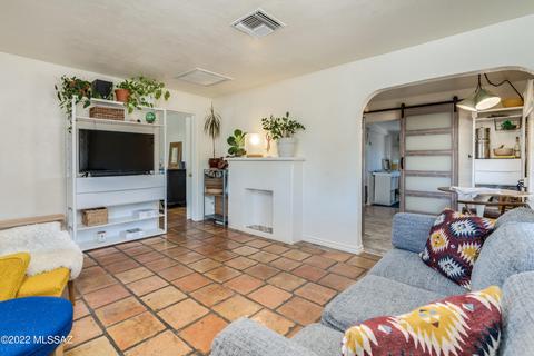 802 E Hedrick Dr, Tucson, AZ 85719 photo 6