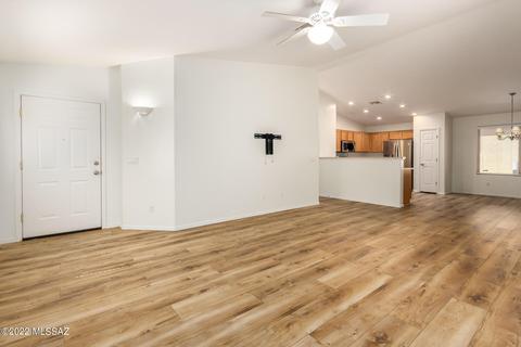 10461 E Chelan St, Tucson, AZ 85747 photo 3