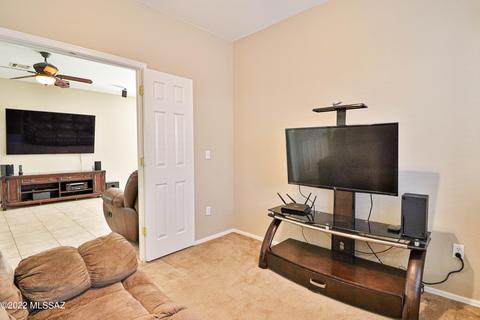 7560 E Fair Meadows Loop, Tucson, AZ 85756 photo 8