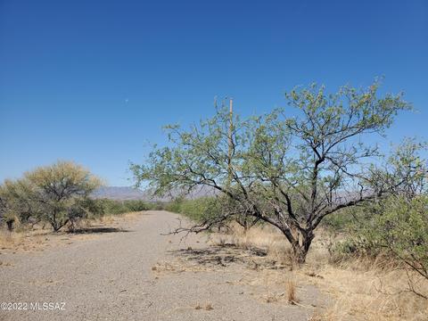 412 Chucata Ct, Rio Rico, AZ 85648