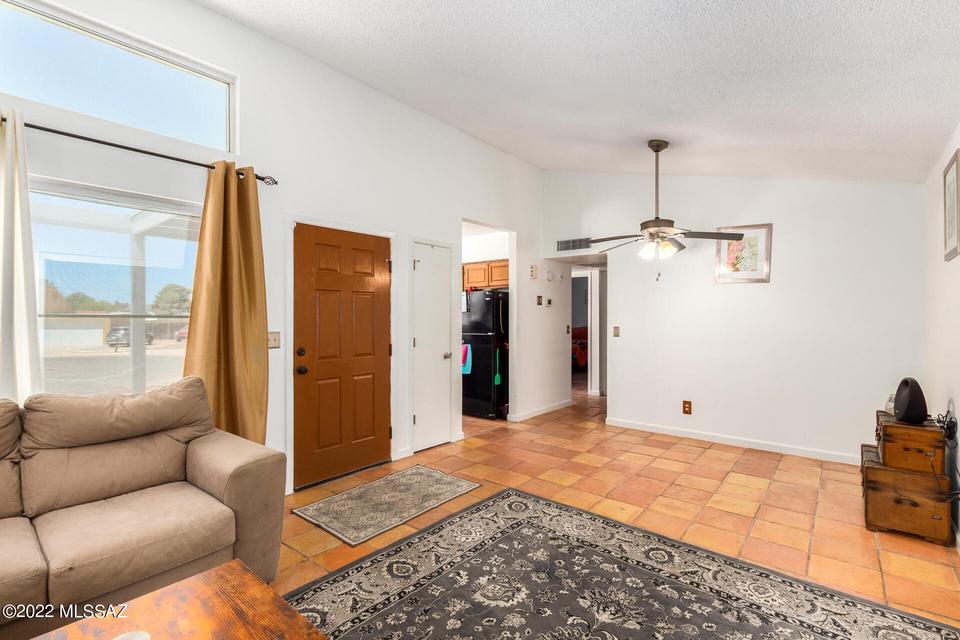  9520 N Rhea Pl, Tucson, AZ 85742 photo 3