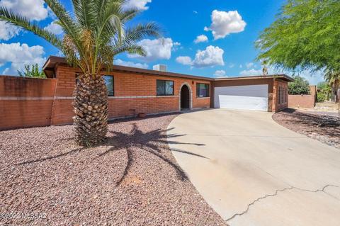9702 E Watson Dr, Tucson, AZ 85730 photo 2
