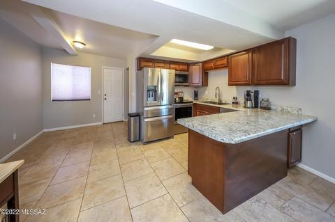 9702 E Watson Dr, Tucson, AZ 85730 photo 8