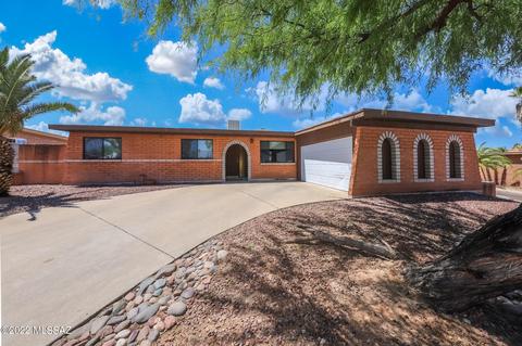 9702 E Watson Dr, Tucson, AZ 85730 photo 1