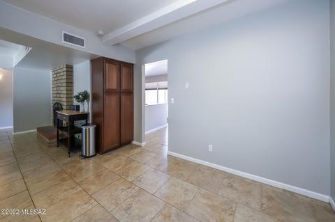9702 E Watson Dr, Tucson, AZ 85730 photo 14