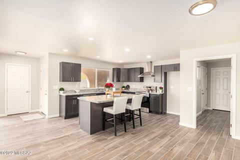 6240 E River Rd, Tucson, AZ 85750 photo 9