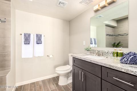 6240 E River Rd, Tucson, AZ 85750 photo 20