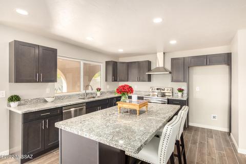6240 E River Rd, Tucson, AZ 85750 photo 10