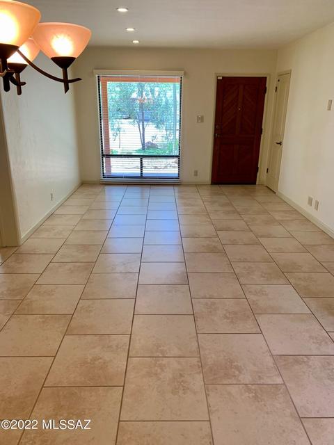 4765 E Montecito St, Tucson, AZ 85711 photo 7