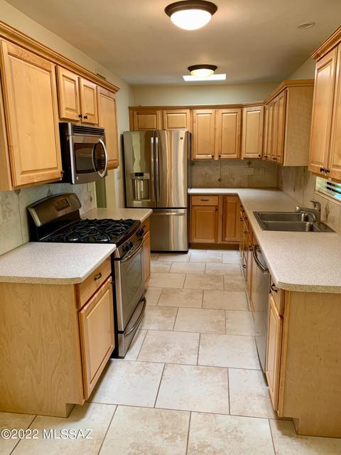 4765 E Montecito St, Tucson, AZ 85711 photo 4