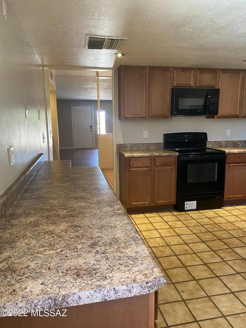 9870 E Celeste Dr, Tucson, AZ 85730 photo 10