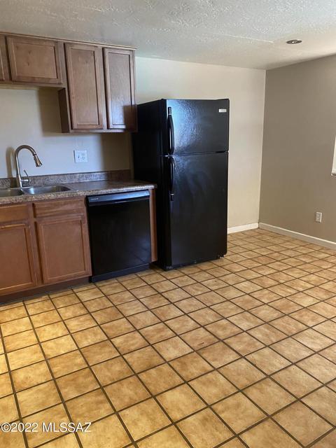 9870 E Celeste Dr, Tucson, AZ 85730 photo 12
