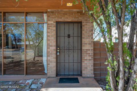 1406 E Silver St, Tucson, AZ 85719 photo 2
