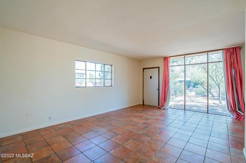 1406 E Silver St, Tucson, AZ 85719 photo 4