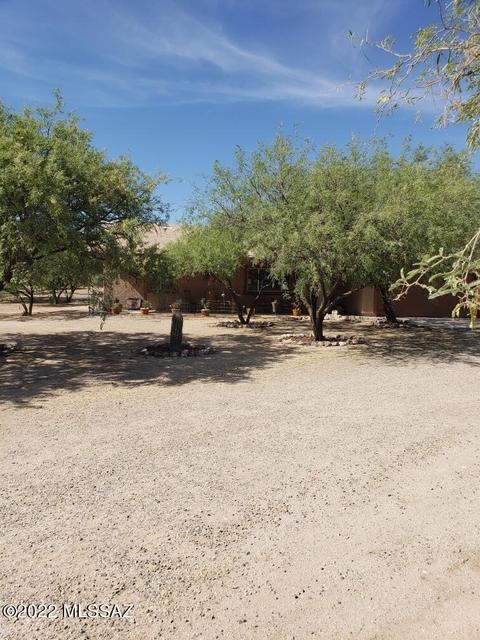 1232 E Morris Ln, Benson, AZ 85602 photo 2