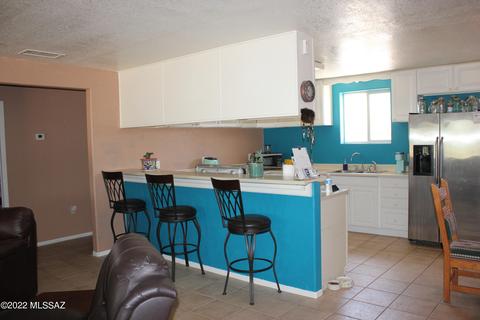 1232 E Morris Ln, Benson, AZ 85602 photo 4