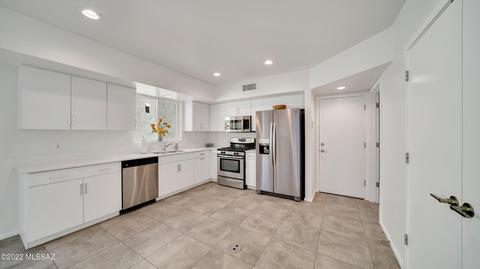 826 E Millenium Ct, Tucson, AZ 85719 photo 11