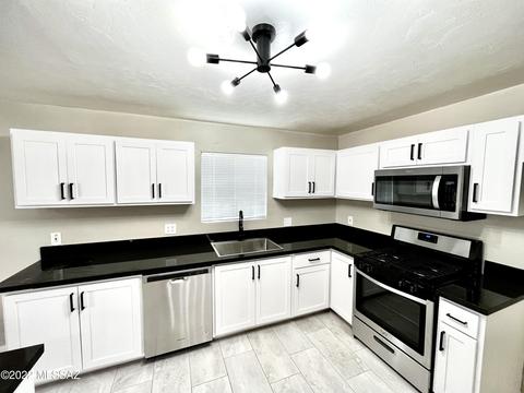 119 E 32nd St, Tucson, AZ 85713 photo 4