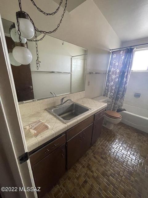 1330 E Miles St, Tucson, AZ 85719 photo 10