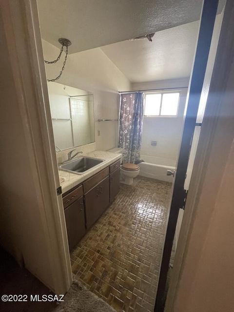 1330 E Miles St, Tucson, AZ 85719 photo 9