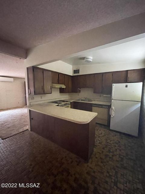 1330 E Miles St, Tucson, AZ 85719 photo 5