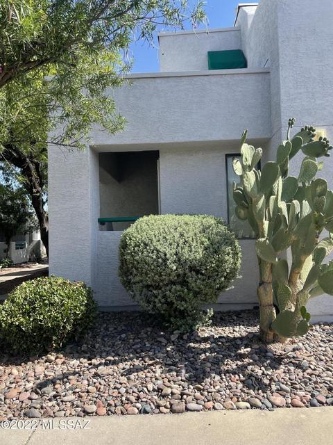 7917 E Colette Cir #64, Tucson, AZ 85710 photo 2