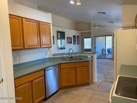 9677 E Belasco Loop, Tucson, AZ 85748 photo 12