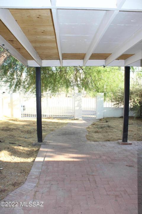 3647 E 33rd St, Tucson, AZ 85713 photo 4