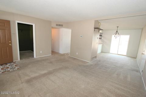 9405 E Simon Pl, Tucson, AZ 85710 photo 3