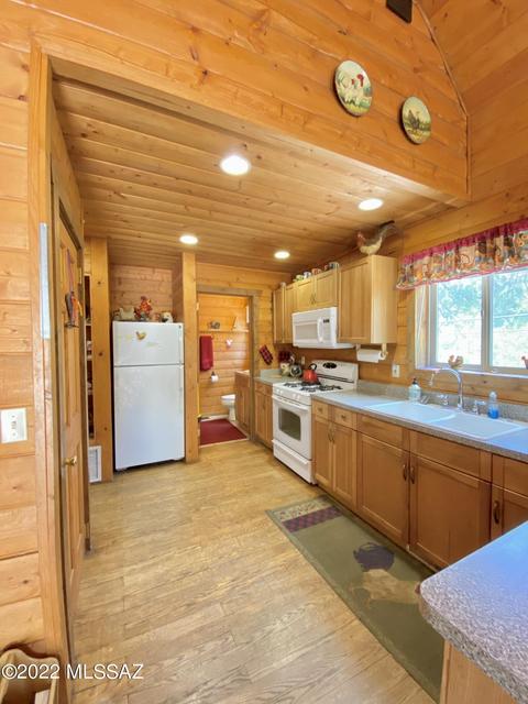 11300 E Bisbee Ave, Mount Lemmon, AZ 85619 photo 5