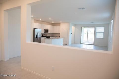 5656 S Ruby Quin Pl, Tucson, AZ 85757 photo 2