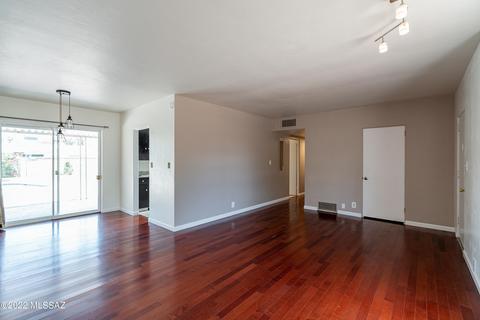 5215 E 6th St, Tucson, AZ 85711 photo 9