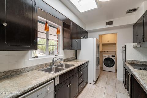 5215 E 6th St, Tucson, AZ 85711 photo 15