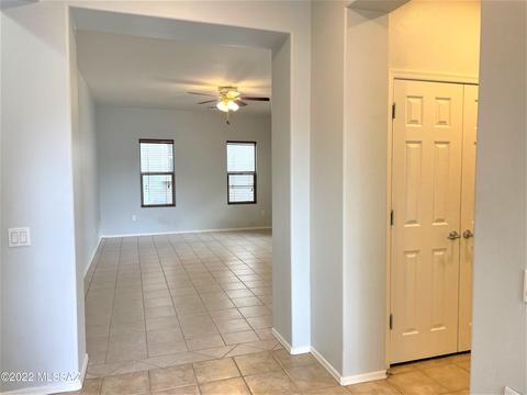 10623 E Native Rose Trl, Tucson, AZ 85747 photo 4