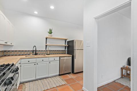 1920 E 10th St, Tucson, AZ 85719 photo 8