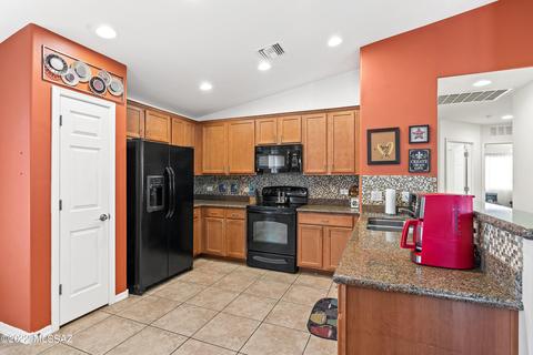 4157 E Coolbrooke Dr, Tucson, AZ 85756 photo 6
