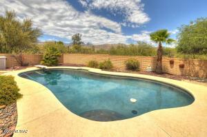 9521 E Quiet Pl, Tucson, AZ 85749 photo 8