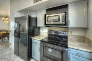 9521 E Quiet Pl, Tucson, AZ 85749 photo 12