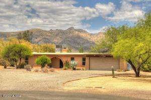 9521 E Quiet Pl, Tucson, AZ 85749 photo 1