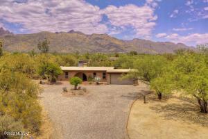 9521 E Quiet Pl, Tucson, AZ 85749 photo 9