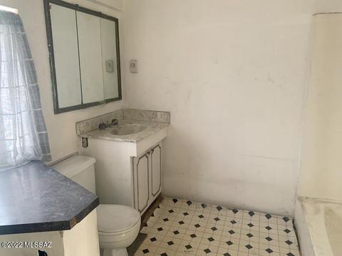 4809 E 4th St, Tucson, AZ 85711 photo 8