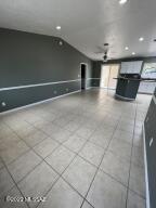 6802 N De Chelly Loop, Tucson, AZ 85741 photo 7