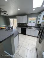 6802 N De Chelly Loop, Tucson, AZ 85741 photo 12