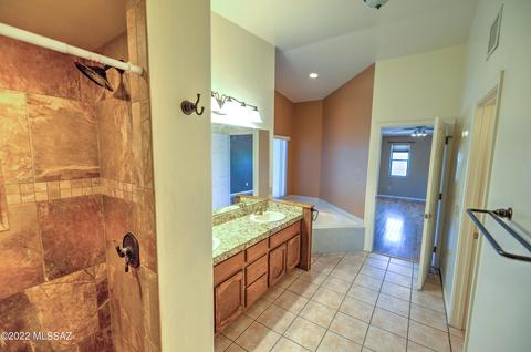 229 N Eastern Slope Loop, Tucson, AZ 85748 photo 22