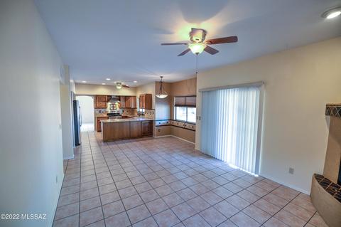 229 N Eastern Slope Loop, Tucson, AZ 85748 photo 7