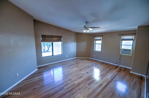 229 N Eastern Slope Loop, Tucson, AZ 85748 photo 18