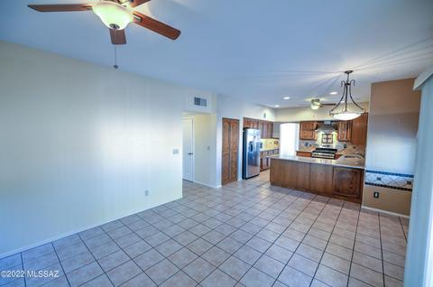229 N Eastern Slope Loop, Tucson, AZ 85748 photo 8