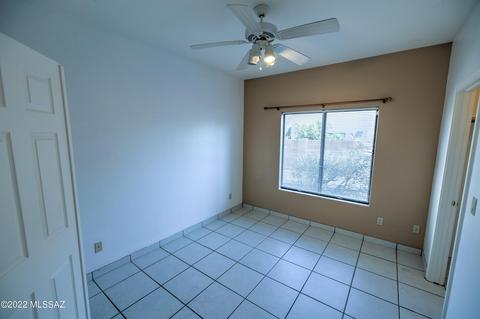 229 N Eastern Slope Loop, Tucson, AZ 85748 photo 14