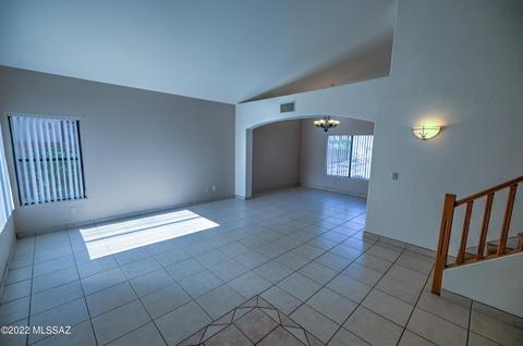 229 N Eastern Slope Loop, Tucson, AZ 85748 photo 13